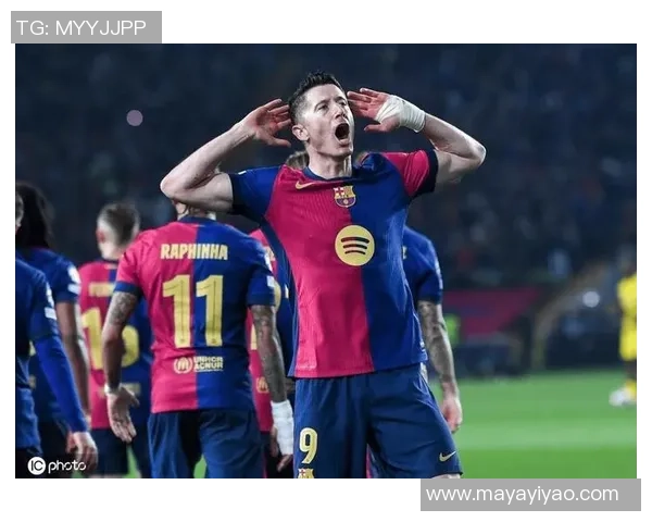 欧联杯巴萨大胜多特蒙德争议判罚引发全场热议与激情