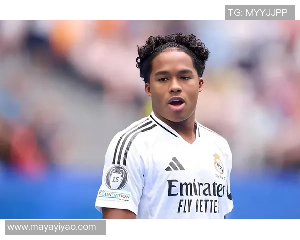 国王杯激战：那不勒斯与里昂战平帽子戏法引发转会热潮