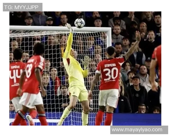 英超精彩对决本菲卡3-0击败拜仁帽子戏法引发全场狂欢