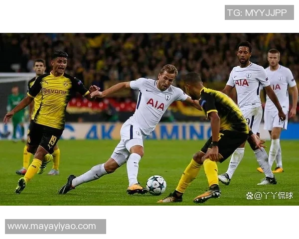 英超激战：多特蒙德绝杀热刺补时进球引爆全场激情时刻